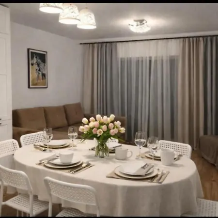 3 Garden Parking Apartament Raszyn